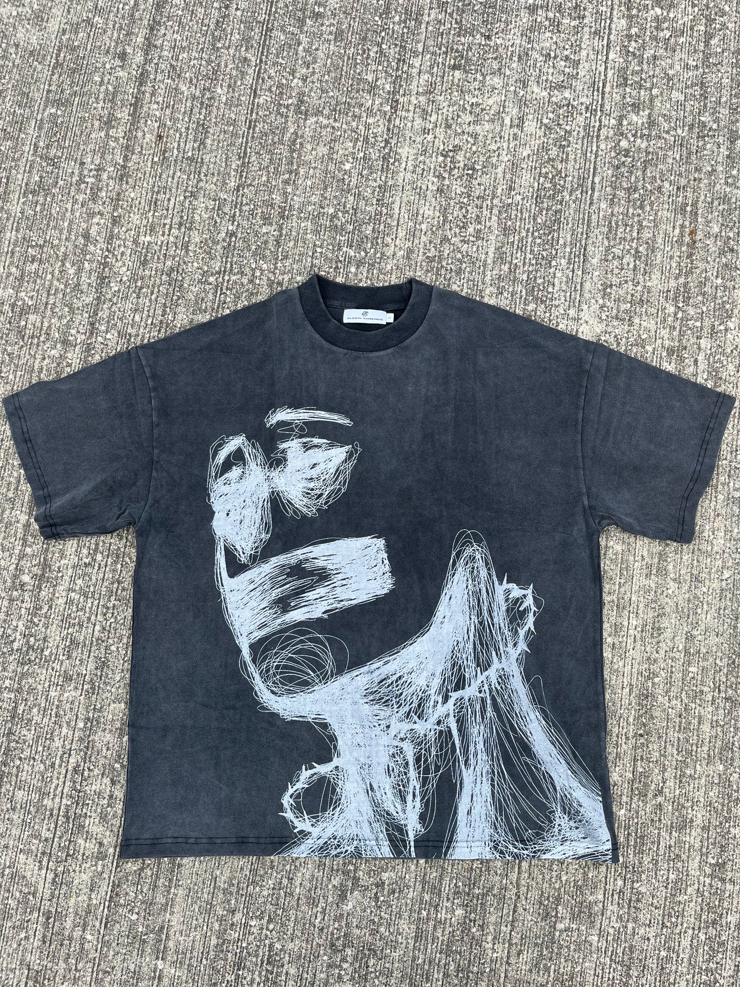 "THORNS" TEE (COAL)